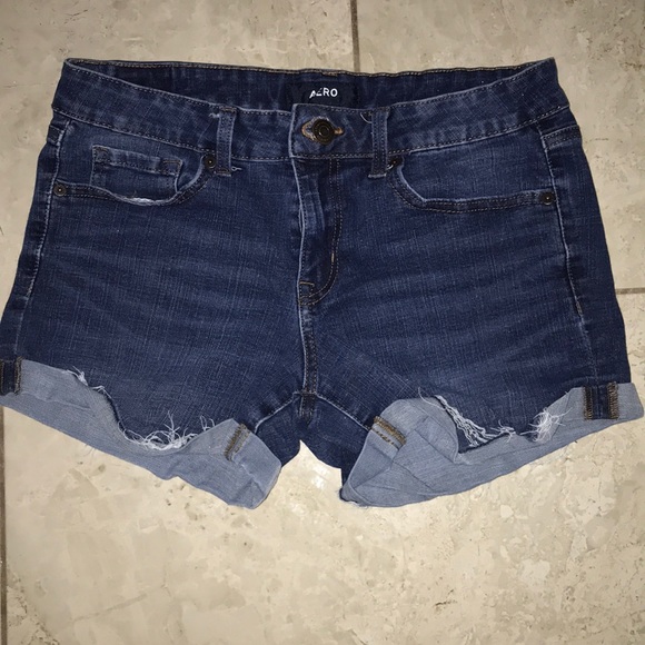 Shorts ✨ - Picture 1 of 2